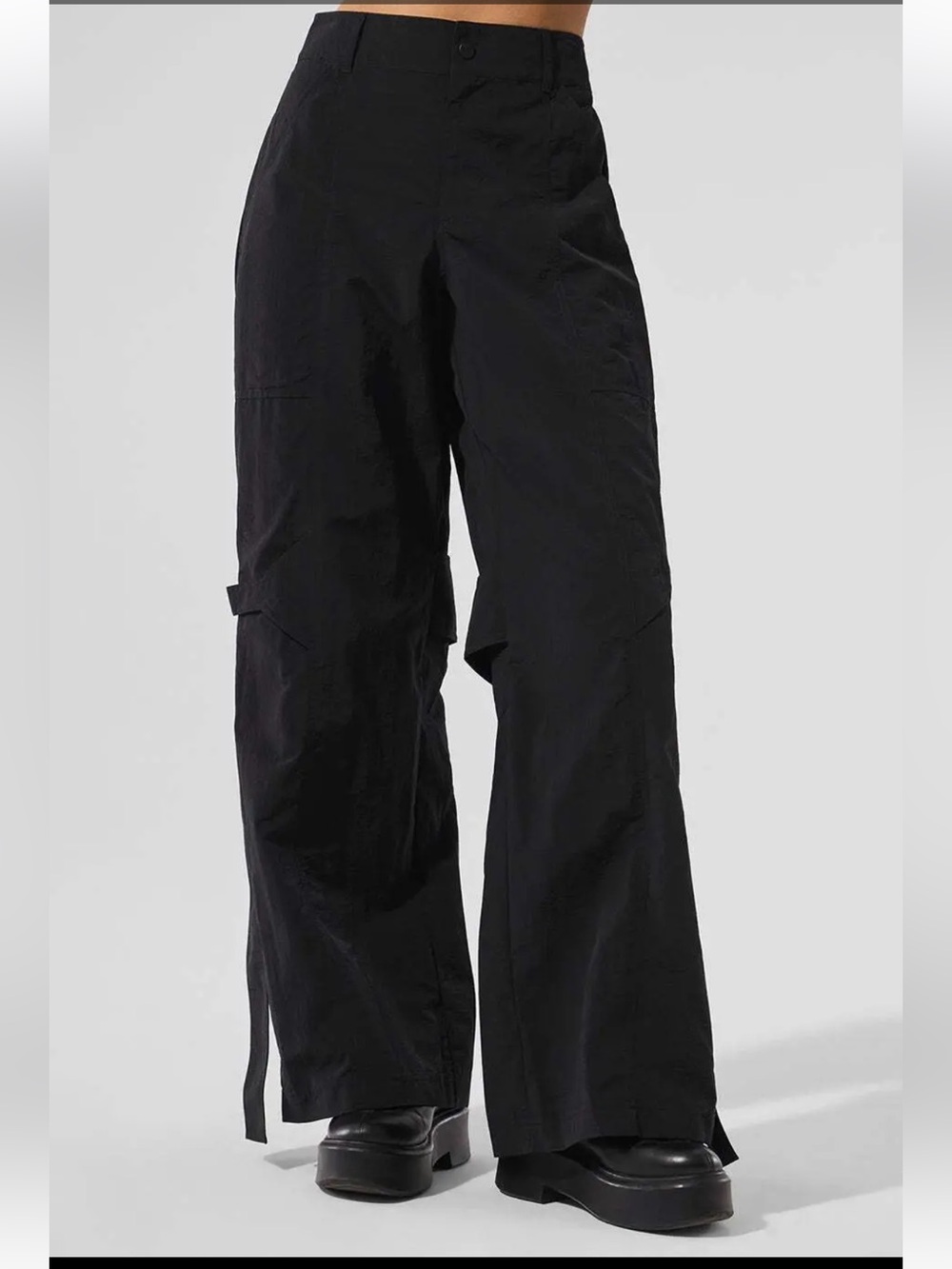 ALO Yoga black, high waist, Voyager Trouser - Picture 3 of 7